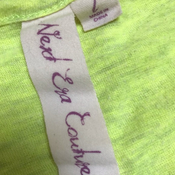 Sheer Back Summer Top Size: Large - Picture 6 of 6